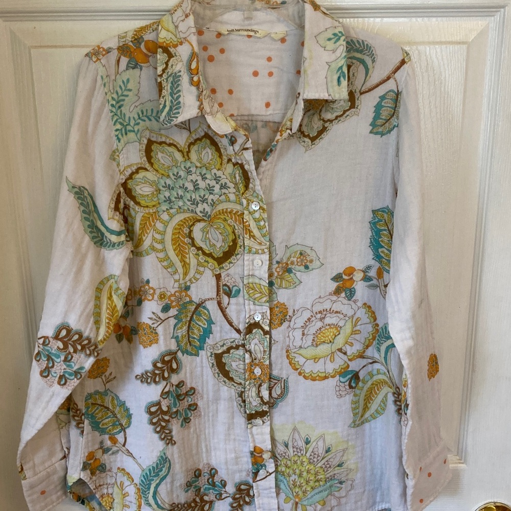 Soft Surroundings White Floral Button-Up Blouse with Green & Gold Print